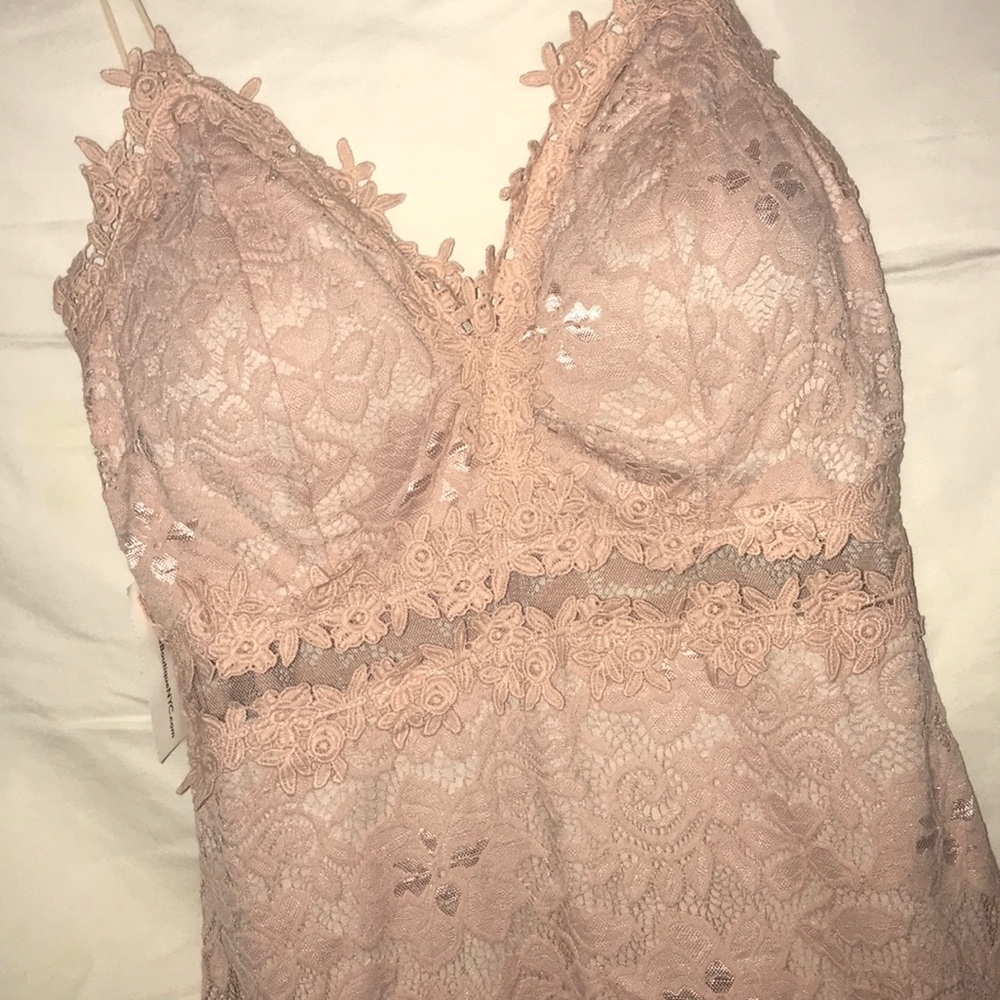 Dress - Picture 2 of 4